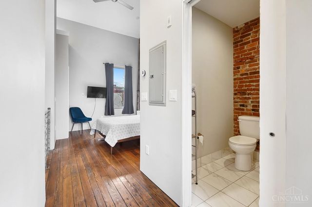 18 W Thirteenth Street, Cincinnati, OH 45202