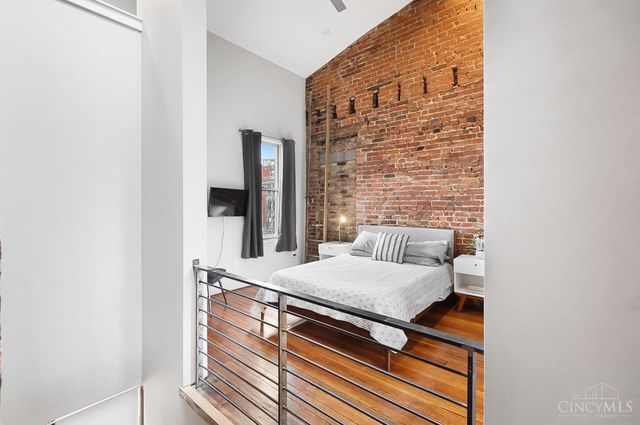 18 W Thirteenth Street, Cincinnati, OH 45202