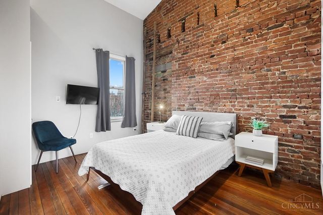 18 W Thirteenth Street, Cincinnati, OH 45202
