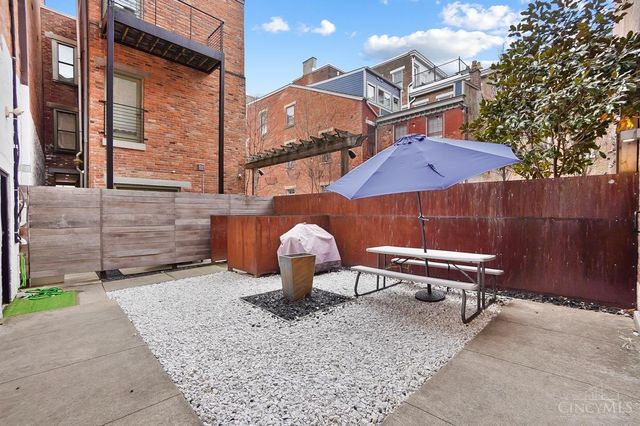 18 W Thirteenth Street, Cincinnati, OH 45202