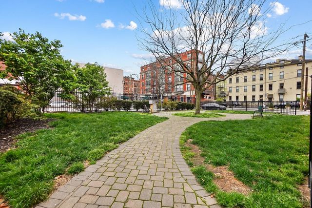 18 W Thirteenth Street, Cincinnati, OH 45202