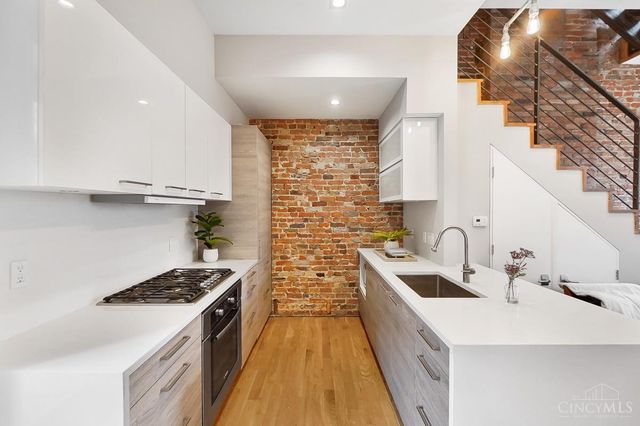 18 W Thirteenth Street, Cincinnati, OH 45202