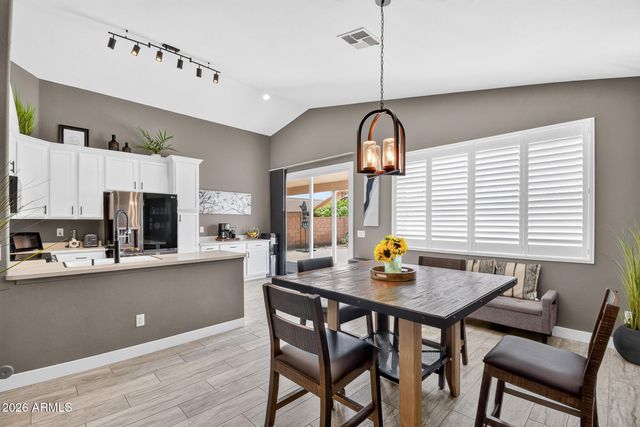 6693 W IVANHOE Street, Chandler, AZ 85226