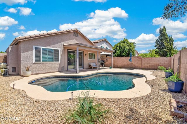 6693 W IVANHOE Street, Chandler, AZ 85226