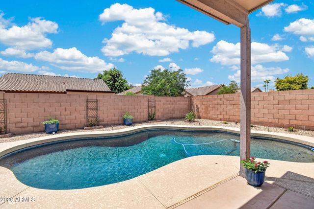 6693 W IVANHOE Street, Chandler, AZ 85226