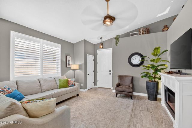 6693 W IVANHOE Street, Chandler, AZ 85226