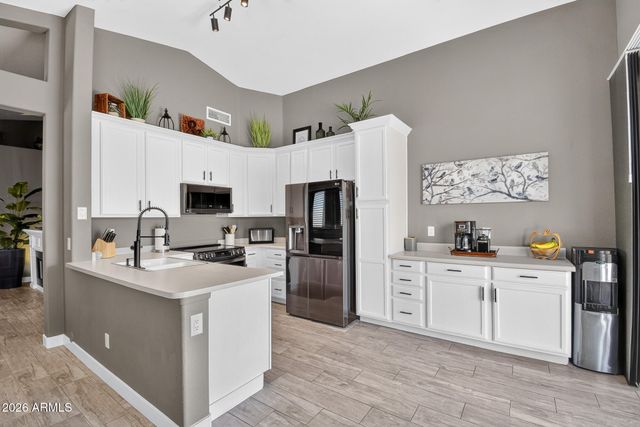 6693 W IVANHOE Street, Chandler, AZ 85226