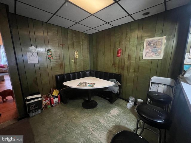 2441 CARPENTER ST, Philadelphia, PA 19146