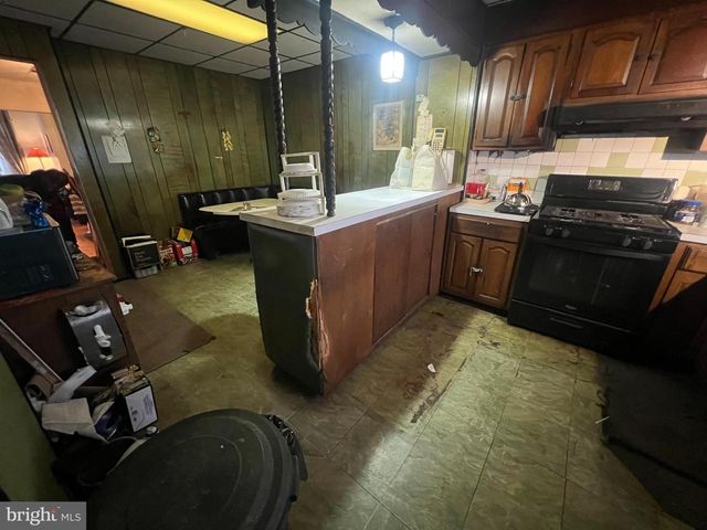 2441 CARPENTER ST, Philadelphia, PA 19146