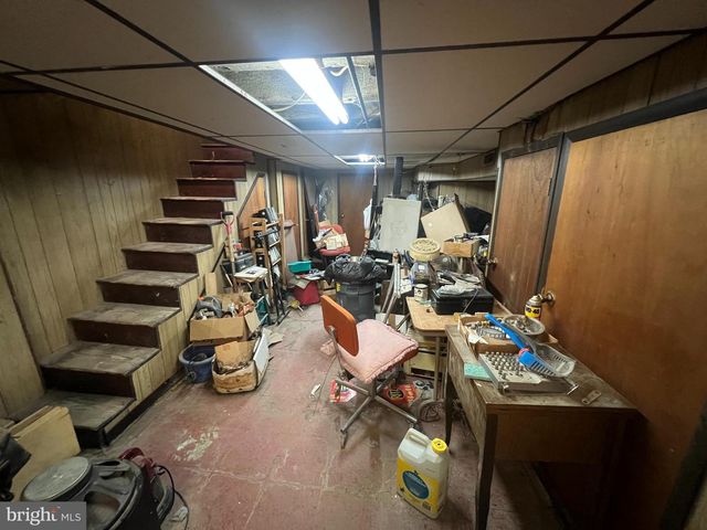 2441 CARPENTER ST, Philadelphia, PA 19146