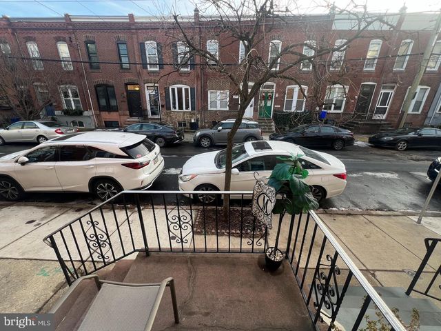 2441 CARPENTER ST, Philadelphia, PA 19146