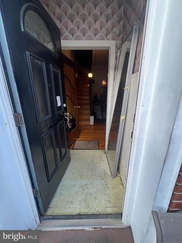 2441 CARPENTER ST, Philadelphia, PA 19146