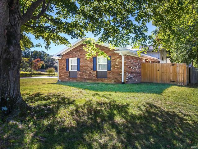 217 S Royal Avenue, Evansville, IN 47715