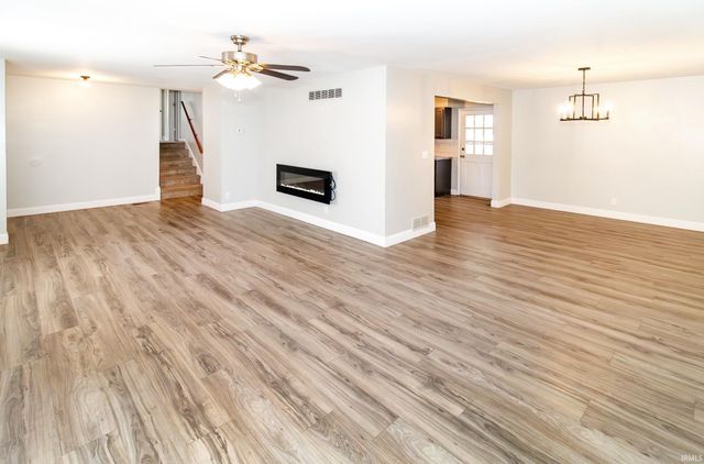 217 S Royal Avenue, Evansville, IN 47715