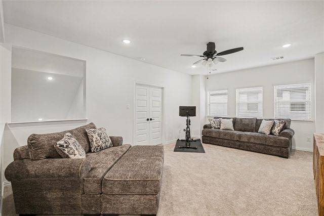 4204 Hacienda Parkway, Joshua, TX 76058