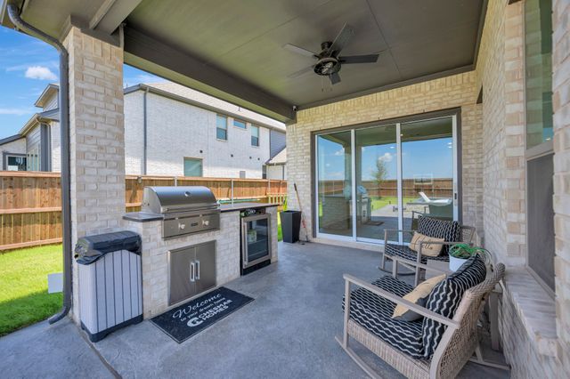 4204 Hacienda Parkway, Joshua, TX 76058
