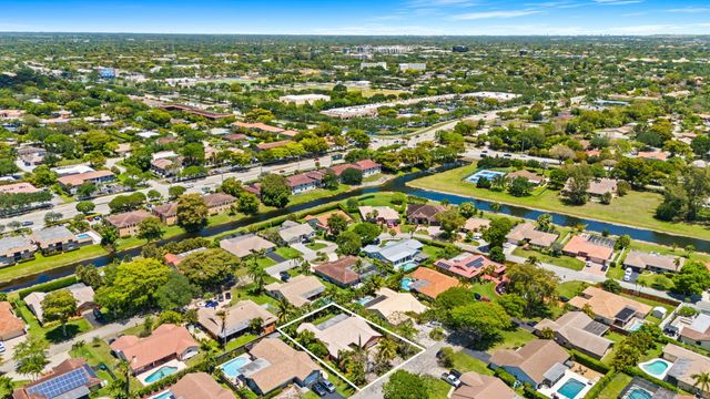 10739 NW 21st Street, Coral Springs, FL 33071