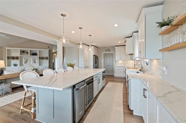 1507 Tiki Drive, Tiki Island, TX 77554