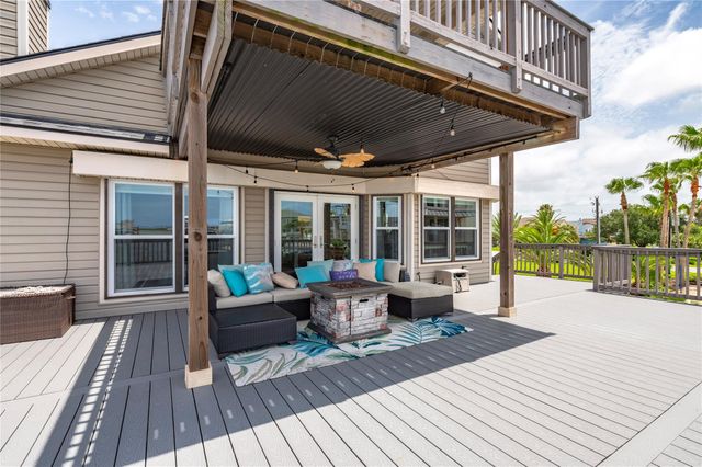 1507 Tiki Drive, Tiki Island, TX 77554