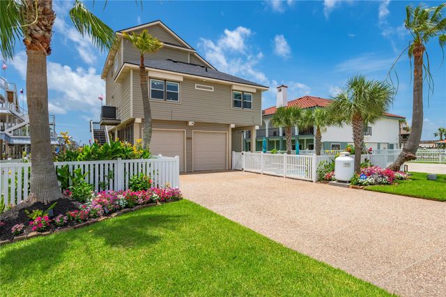 1507 Tiki Drive, Tiki Island, TX 77554