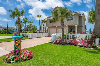 1507 Tiki Drive, Tiki Island, TX 77554
