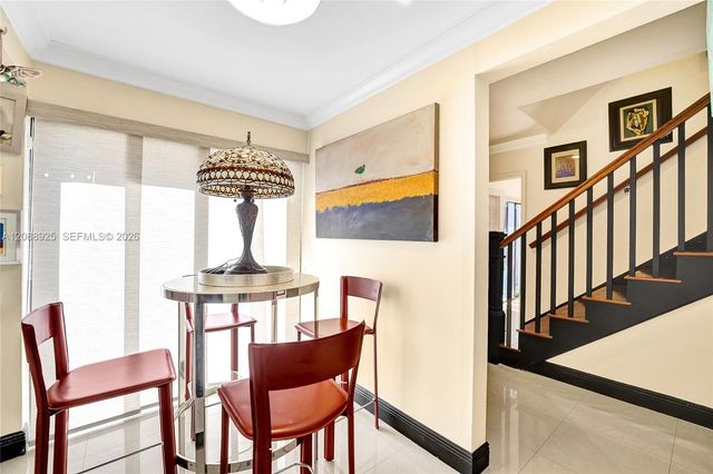 403 Dunwoody Lane 38, Hollywood, FL 33021