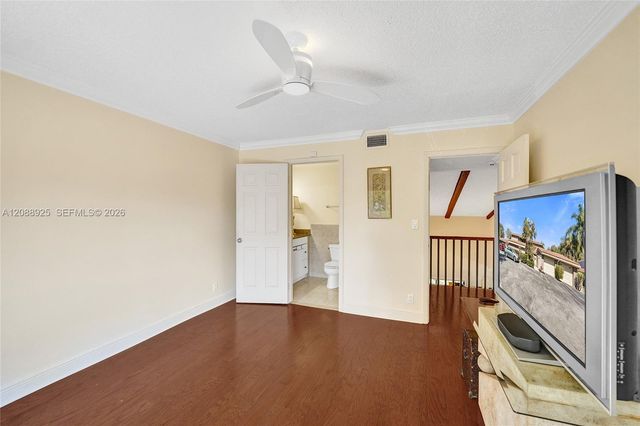 403 Dunwoody Lane 38, Hollywood, FL 33021
