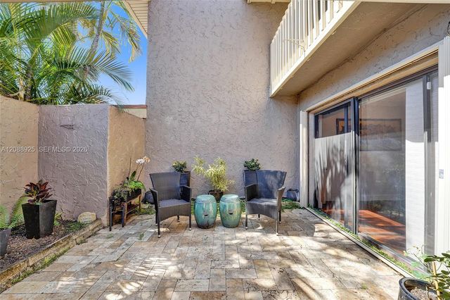 403 Dunwoody Lane 38, Hollywood, FL 33021