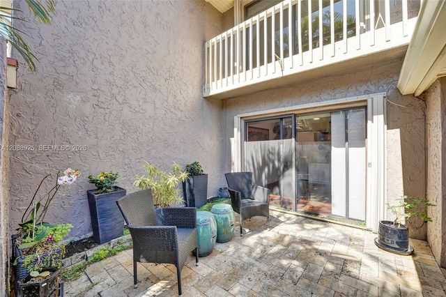 403 Dunwoody Lane 38, Hollywood, FL 33021