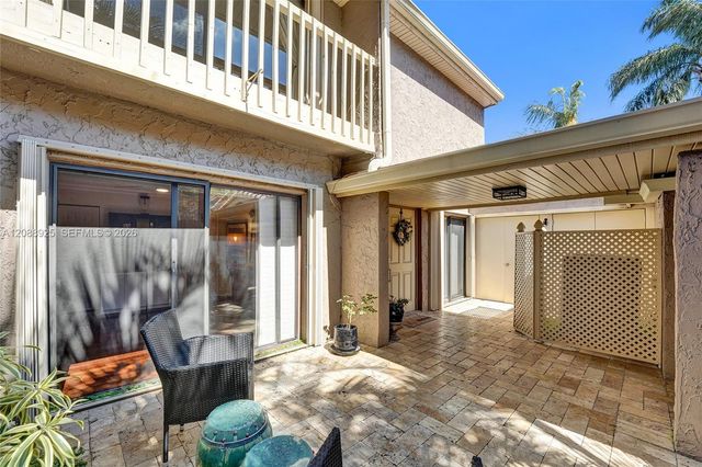 403 Dunwoody Lane 38, Hollywood, FL 33021