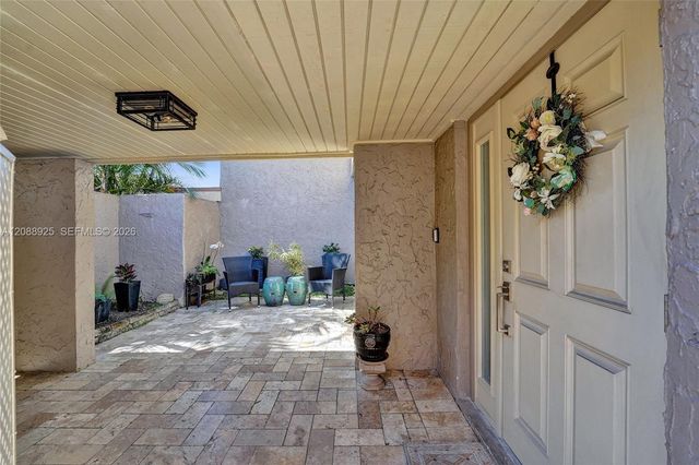 403 Dunwoody Lane 38, Hollywood, FL 33021