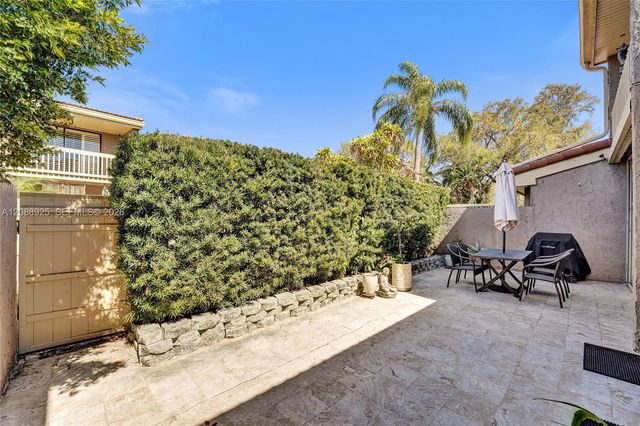 403 Dunwoody Lane 38, Hollywood, FL 33021