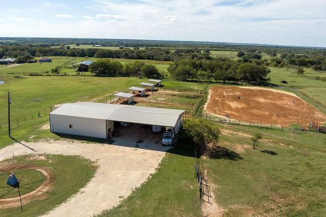 2542 Witter RD, Lockhart, TX 78644