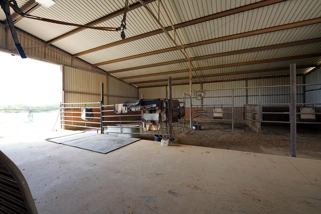 2542 Witter RD, Lockhart, TX 78644