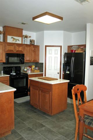 2542 Witter RD, Lockhart, TX 78644