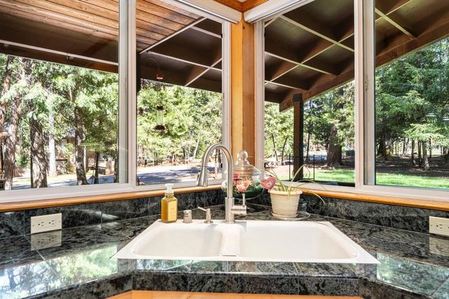 5352 Buttonwood Ct., Foresthill, CA 95631