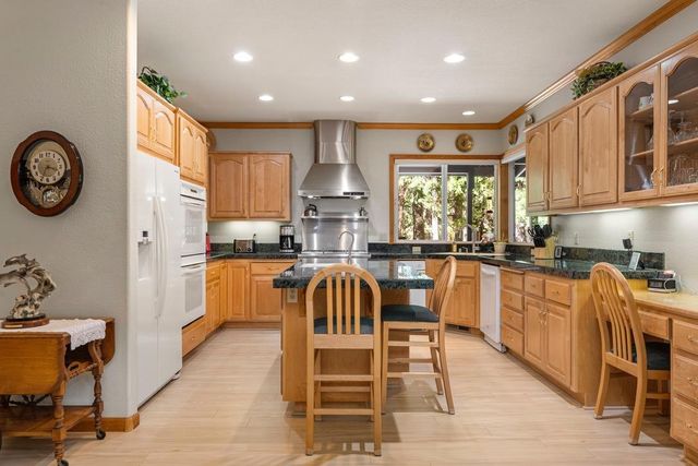 5352 Buttonwood Ct., Foresthill, CA 95631