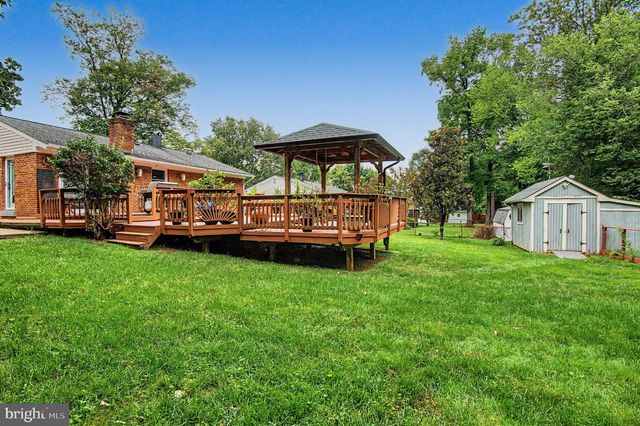 8901 LAGRANGE ST, Lorton, VA 22079