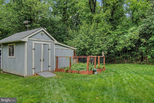 8901 LAGRANGE ST, Lorton, VA 22079