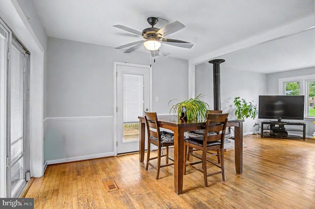 8901 LAGRANGE ST, Lorton, VA 22079