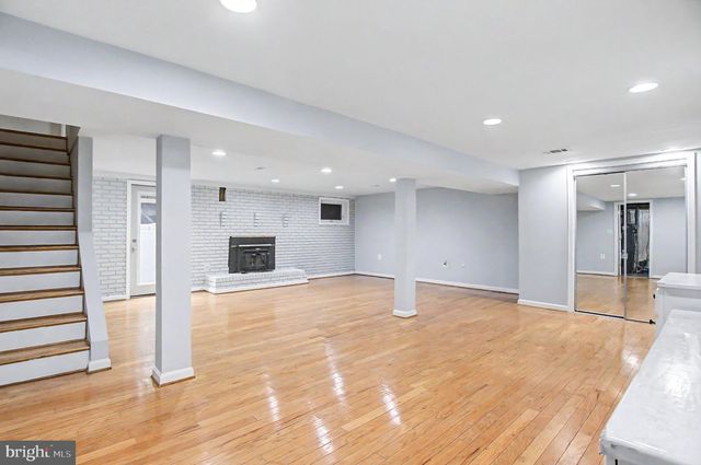 8901 LAGRANGE ST, Lorton, VA 22079