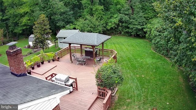 8901 LAGRANGE ST, Lorton, VA 22079
