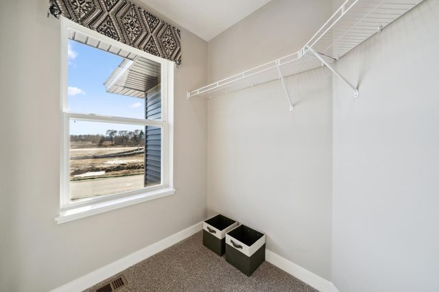 4991 Blake Way, Woodbury, MN 55129