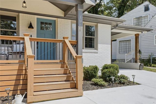 1909 Rogers Avenue SW, Atlanta, GA 30310