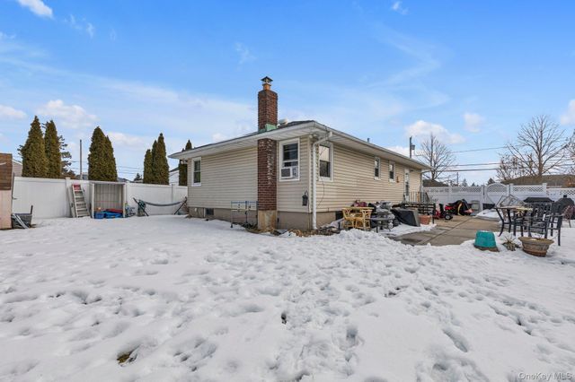 104 Meade Avenue, Bethpage, NY 11714