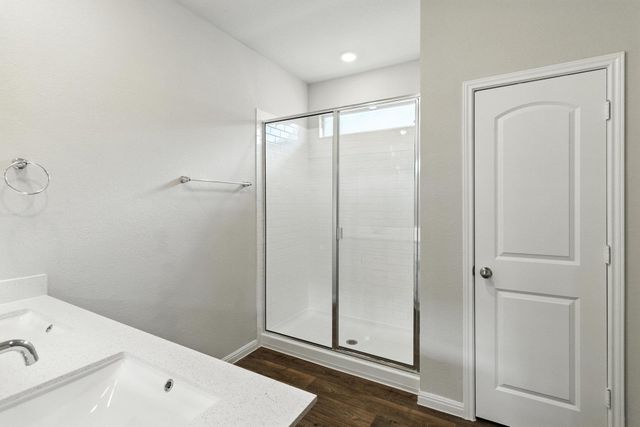 211 Rainmaker LN, Bastrop, TX 78602