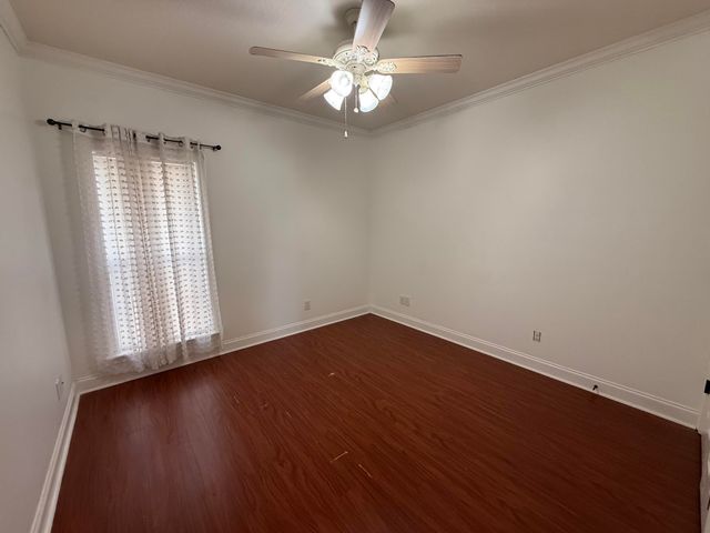 26 Woodside, Hattiesburg, MS 39402