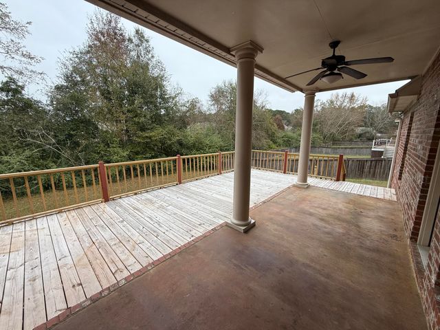 26 Woodside, Hattiesburg, MS 39402