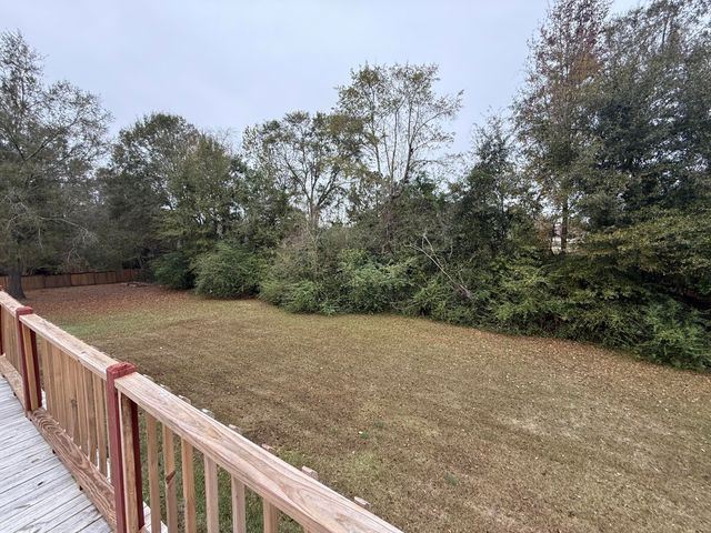 26 Woodside, Hattiesburg, MS 39402