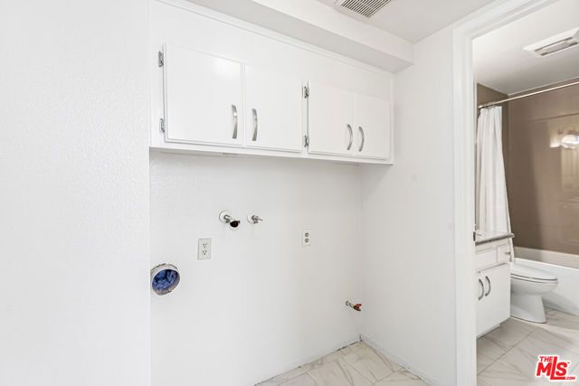 3949 Bentley Avenue 8, Culver City, CA 90232